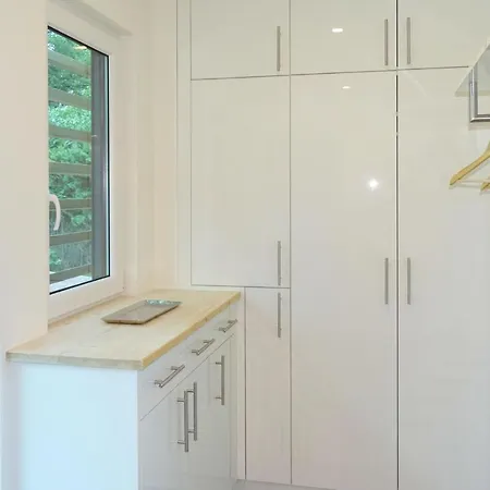 Haus 6 *