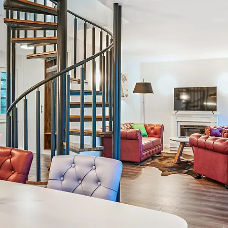 Haus 6 *